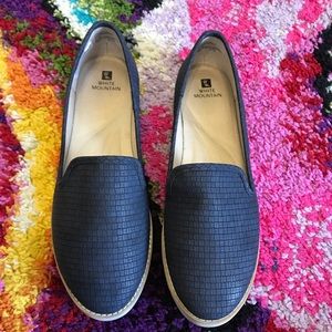 White Mountain Slip on shoes